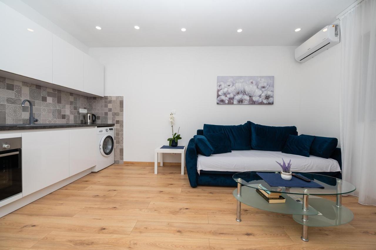 Apartmani Sani Макарска Экстерьер фото